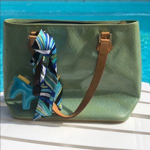 Auth Louis Vuitton Vermis Houston Tote